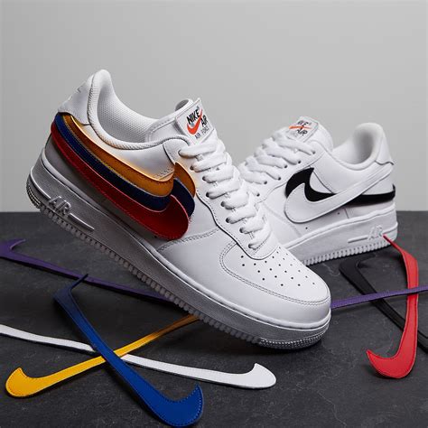 nike air force 1 verkleuren in zon|Nike Air Force 1 swoosh.